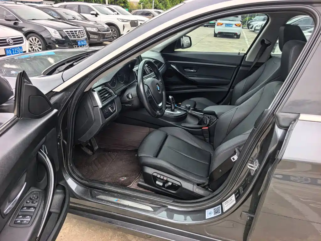 BMW 3 Series GT — миниатюра 8
