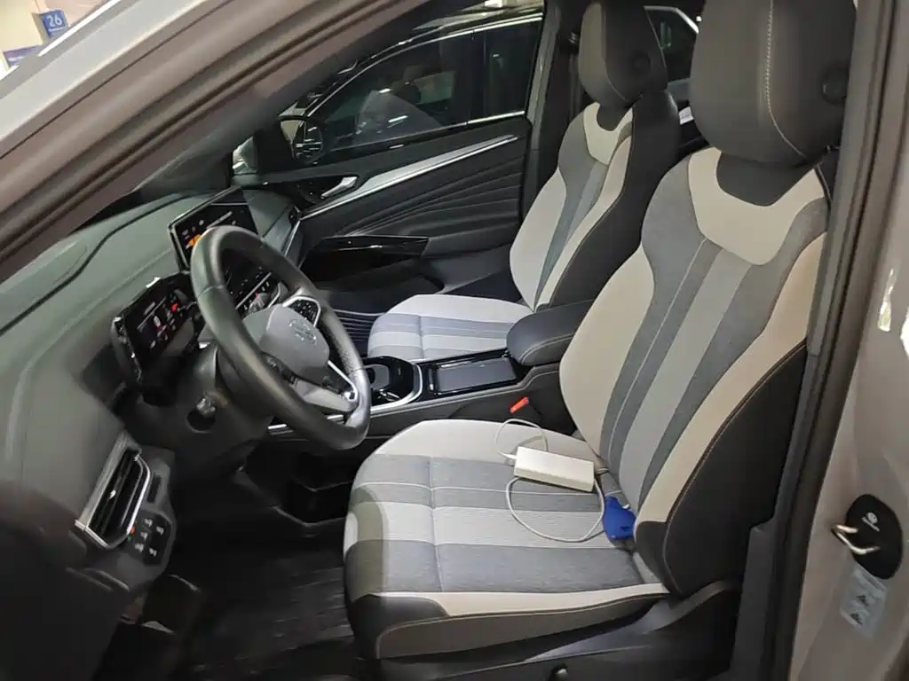 Volkswagen ID.4 Crozz — миниатюра 15