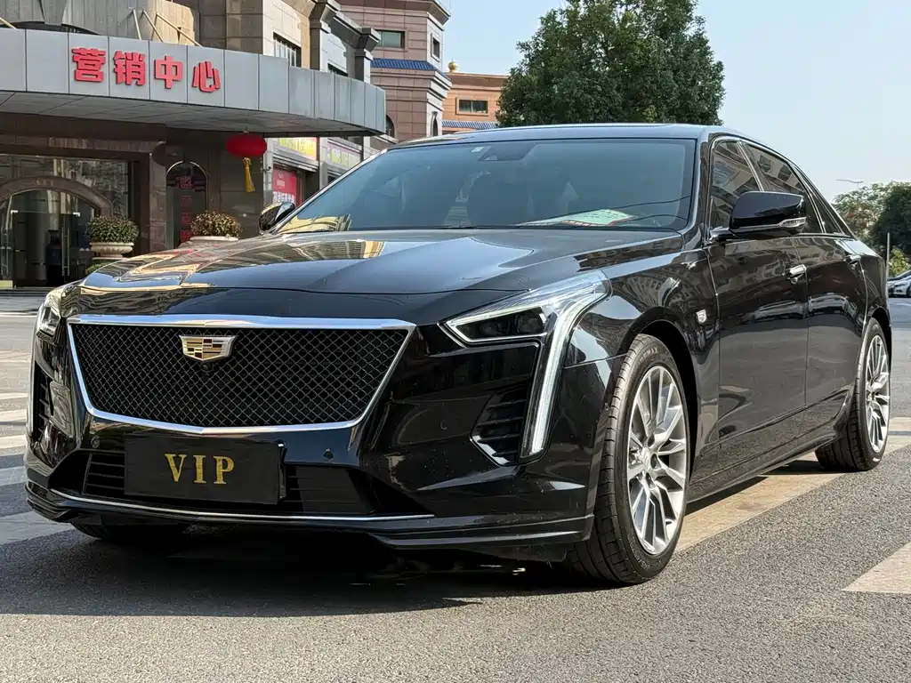 CADILLAC CT6