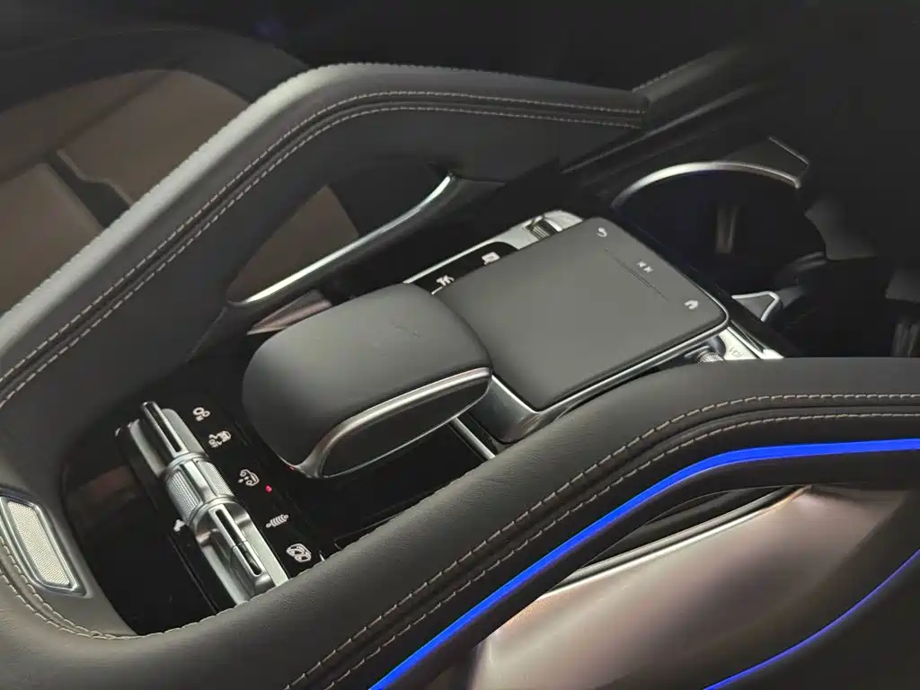 Mercedes-Benz GLE AMG — миниатюра 17