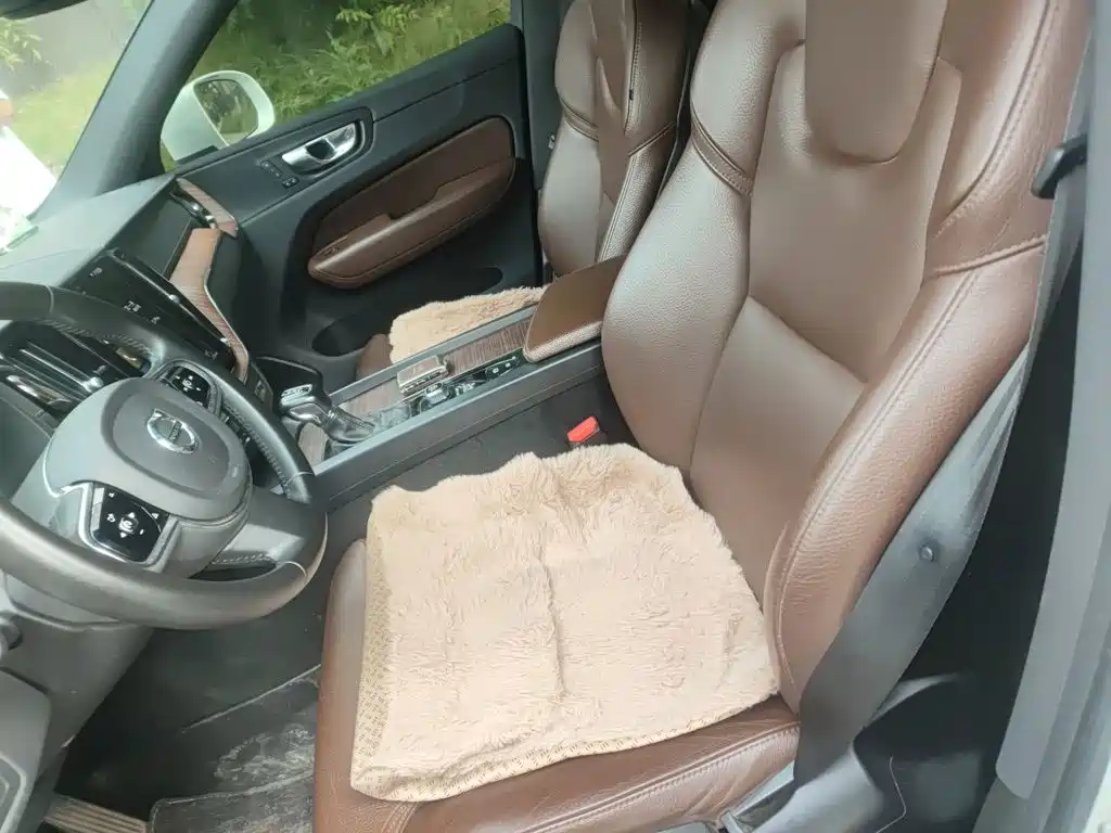 Volvo XC60 — миниатюра 8