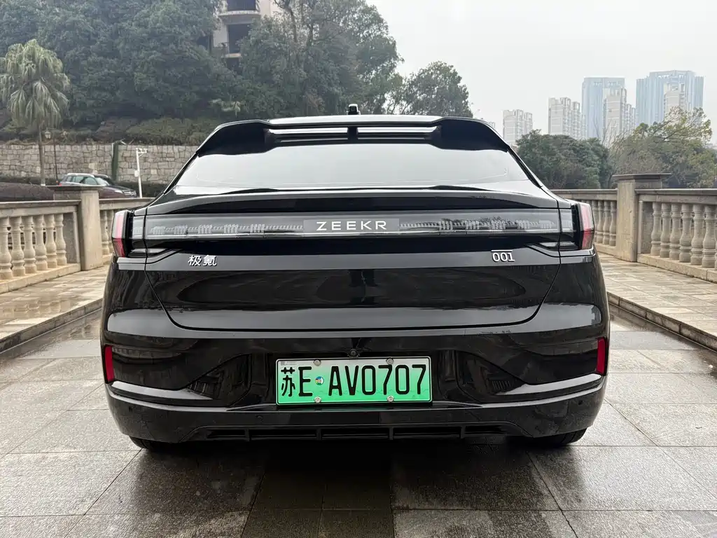 ZEEKR EXTREME KRYPTON 001