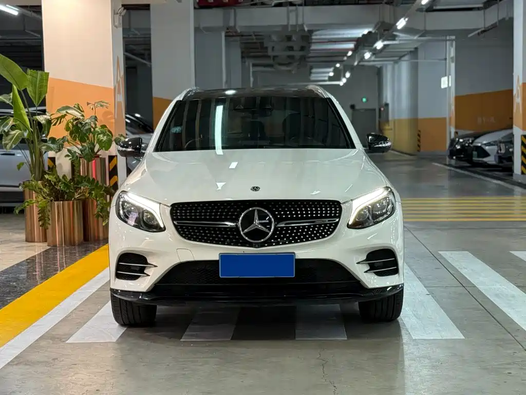 Mercedes-Benz GLC AMG