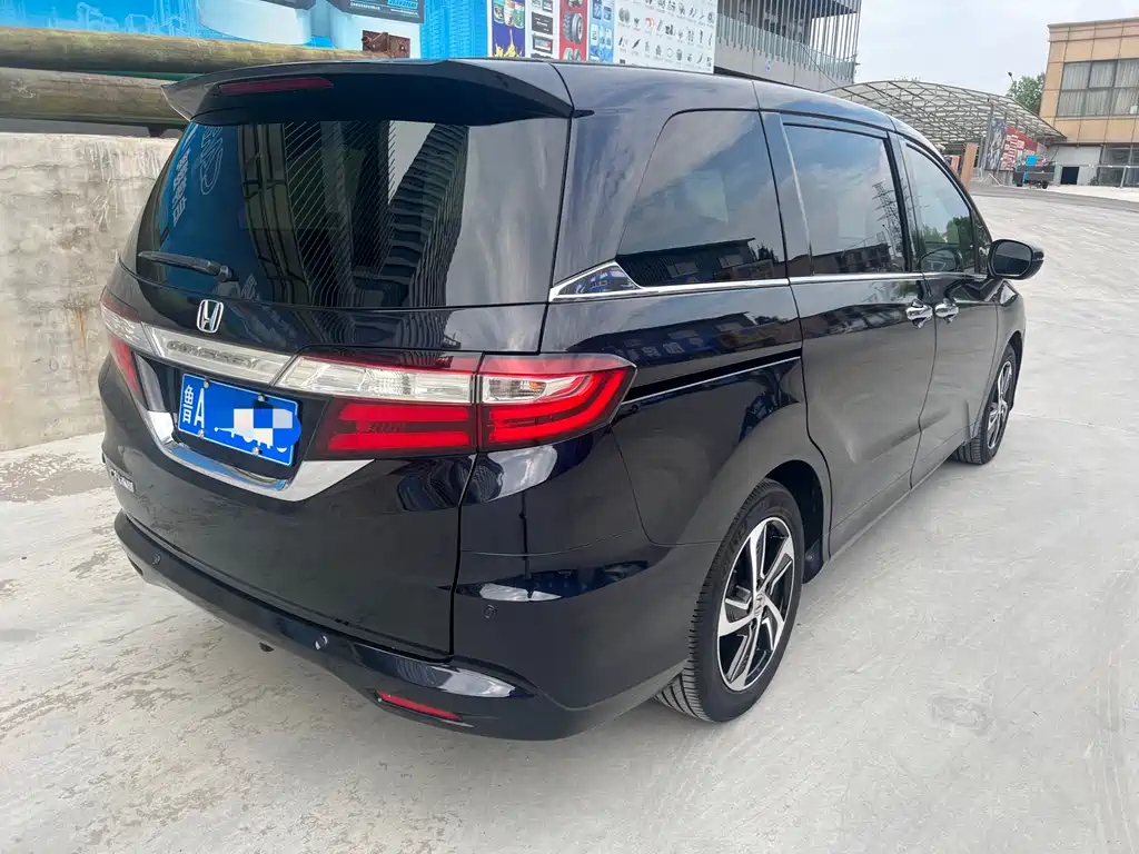 Honda Odyssey — миниатюра 8