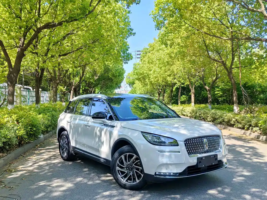 Lincoln Corsair 2020 2.0T