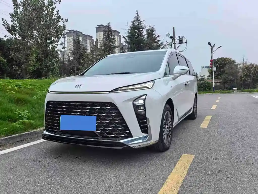 BUICK GL8 NEW ENERGY