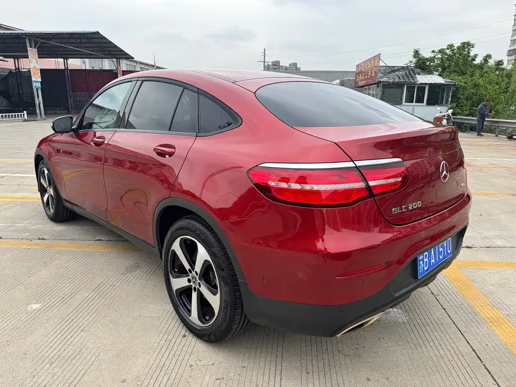 Mercedes-Benz GLC 2017 GLC 200 4MATIC SUV
