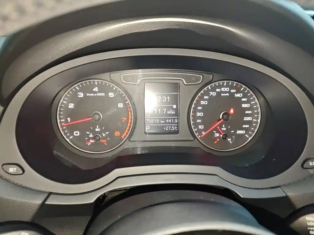 Audi Q3 — миниатюра 8