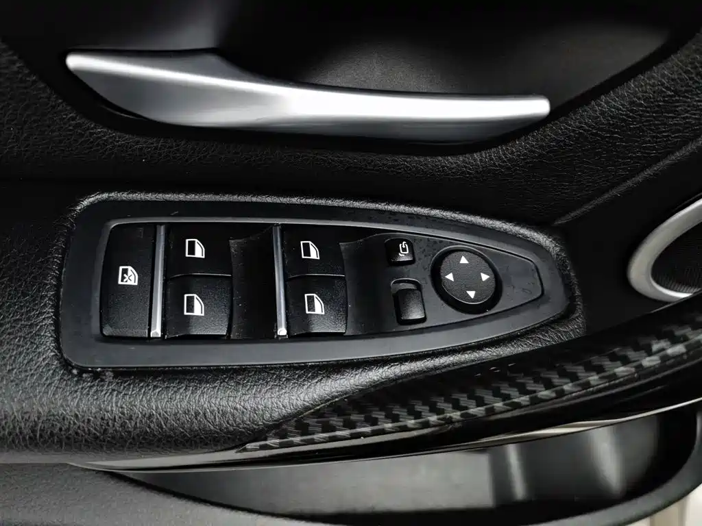 BMW 3 Series — миниатюра 9