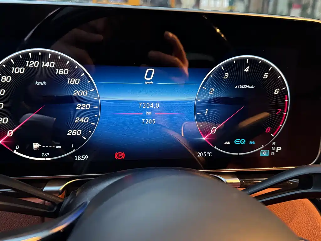 Mercedes-Benz S-Class — миниатюра 13