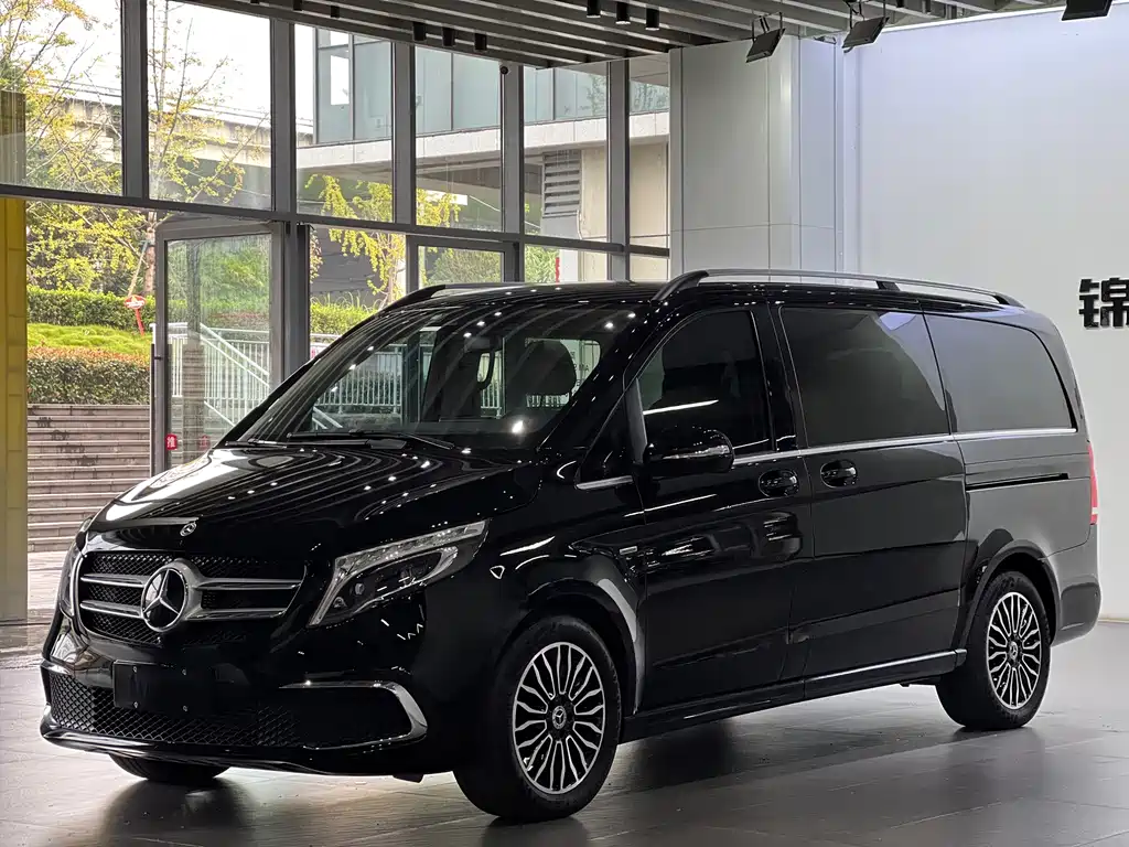 Mercedes-Benz V-Class — миниатюра 2