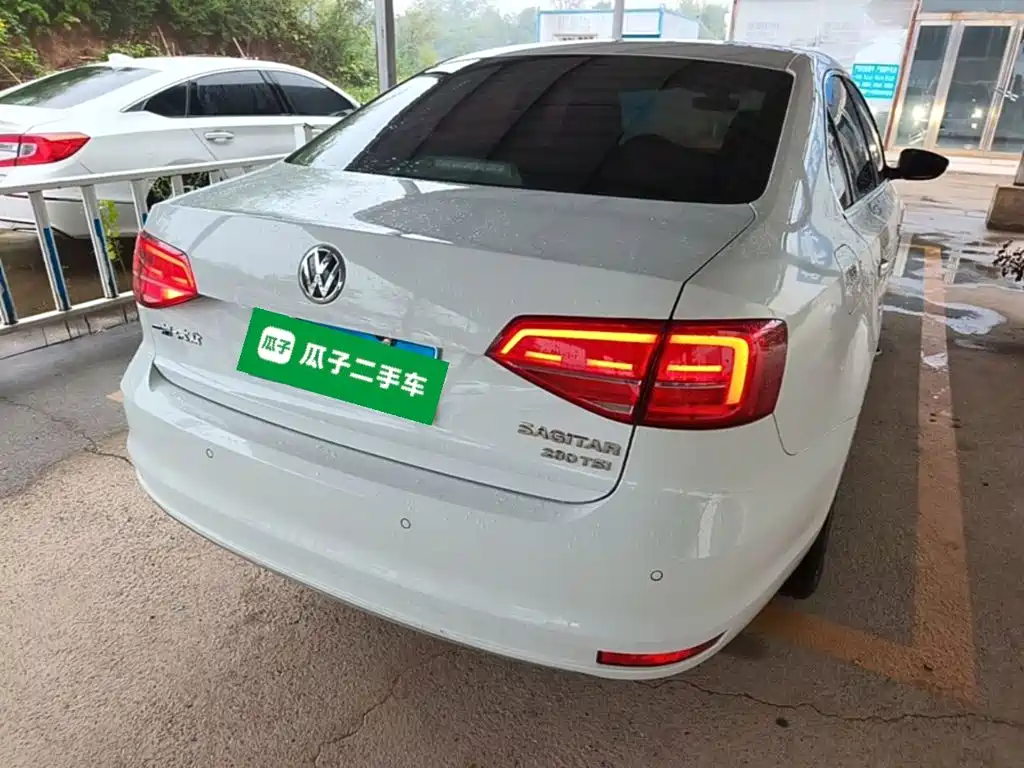 Volkswagen Sagitar — миниатюра 7