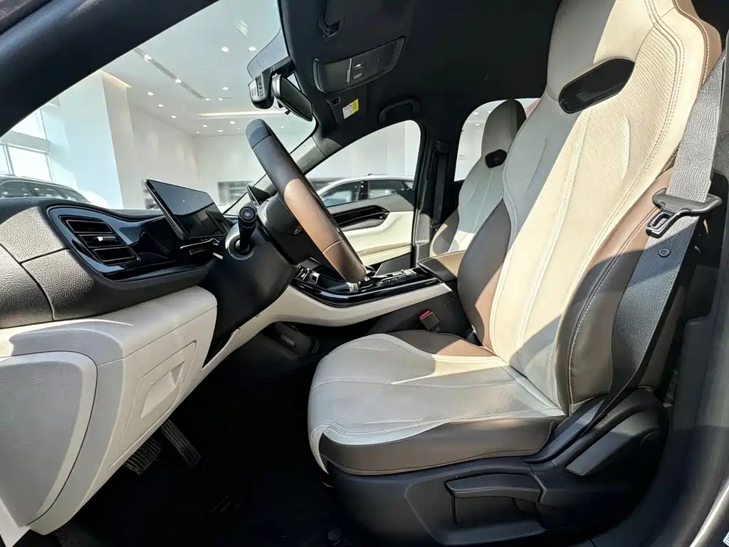 BYD Qin PLUS — миниатюра 8