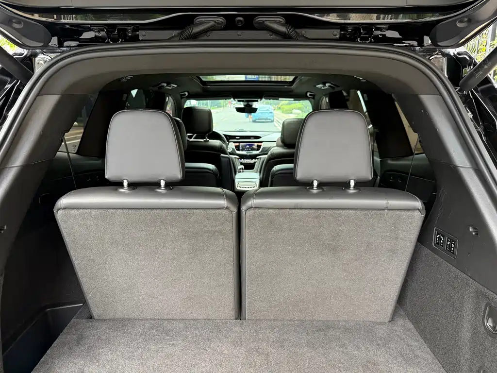 Cadillac XT6 — миниатюра 17