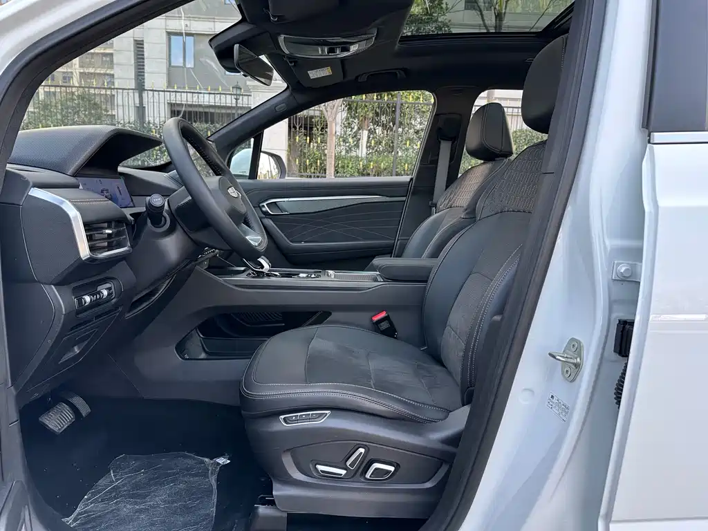 GEELY AUTOMOBILE HAOYUE L