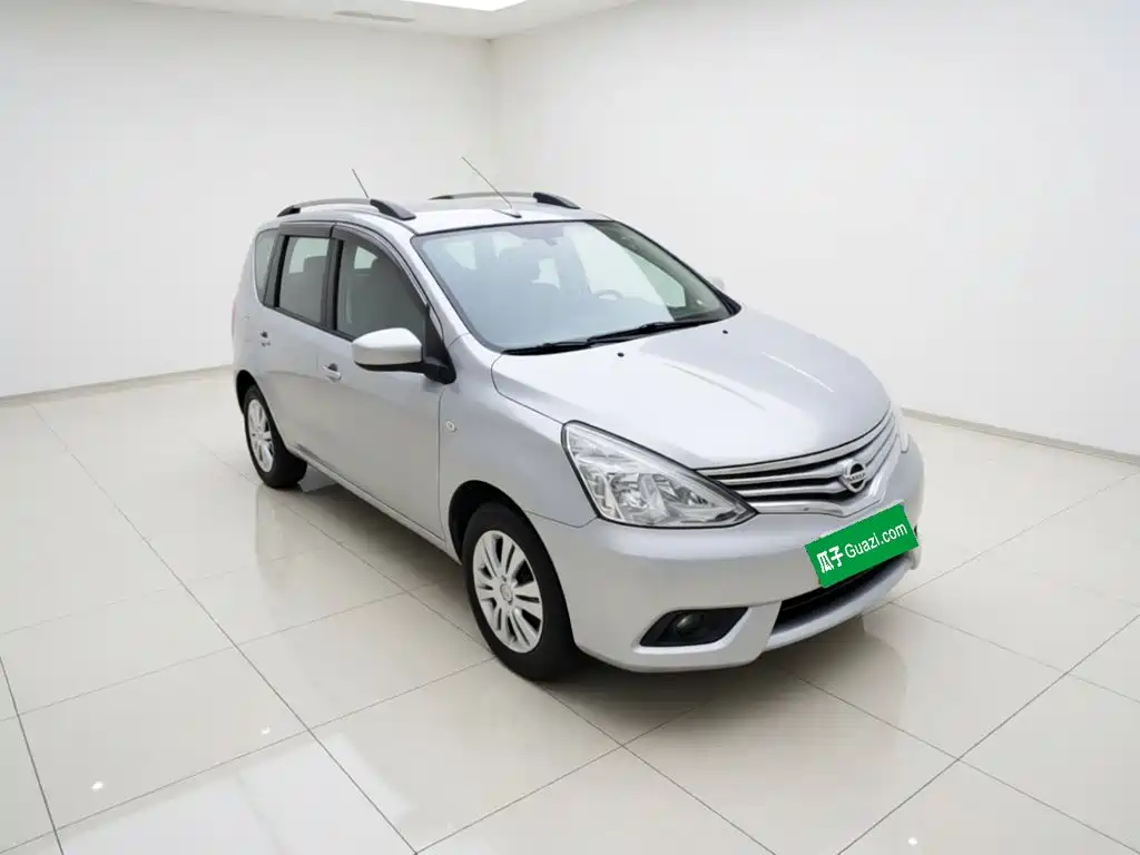 Nissan Livina — миниатюра 24