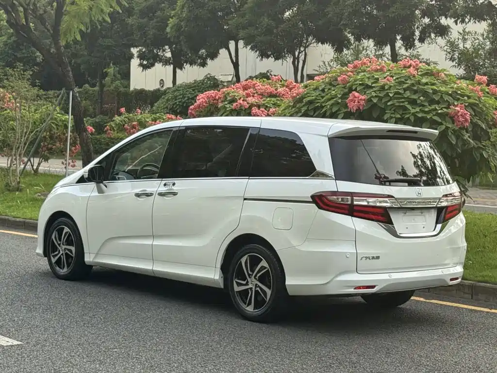 Honda Odyssey — миниатюра 6