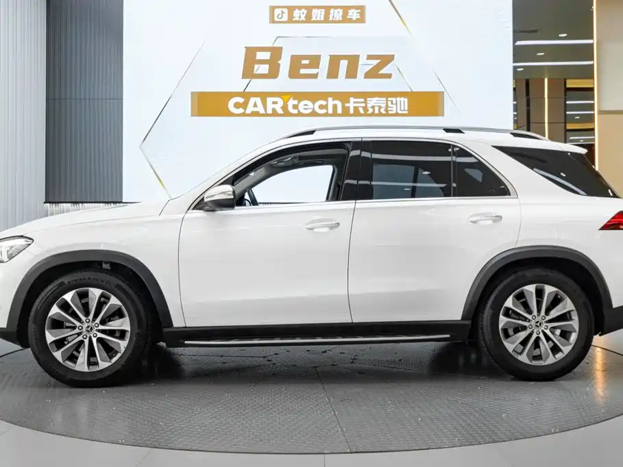 Mercedes-Benz GLE (Import) — миниатюра 3