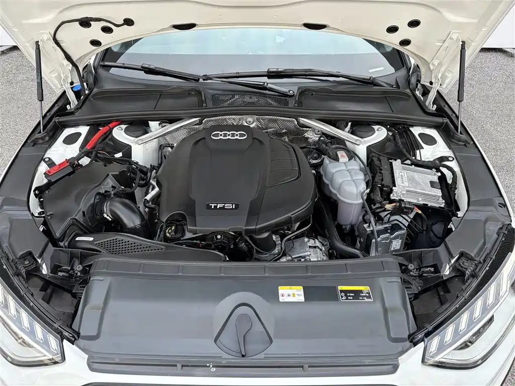 Audi A4L — миниатюра 10