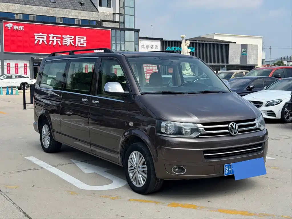 Volkswagen Caravelle — миниатюра 3
