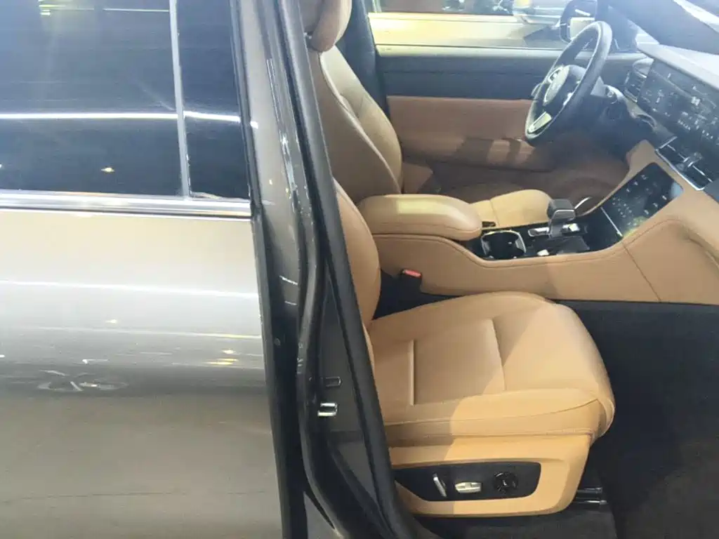 Li Auto Li ONE — миниатюра 25