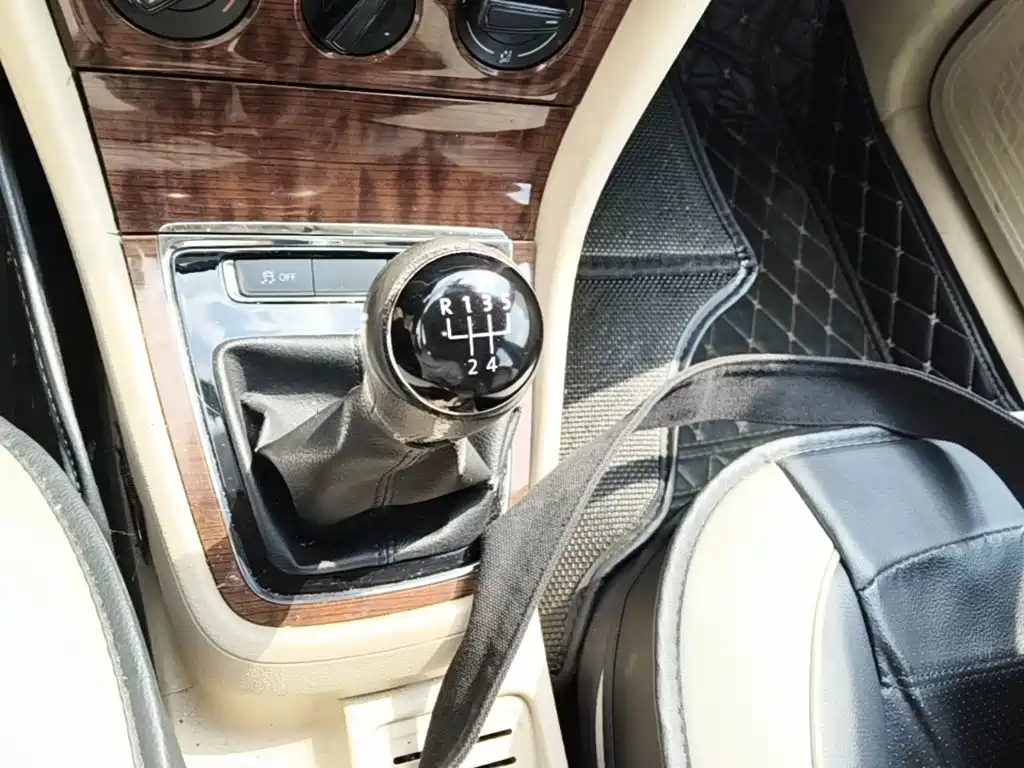 Volkswagen Lavida — миниатюра 14