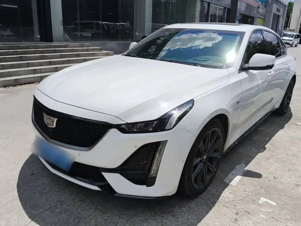 Cadillac CT5 — миниатюра 2