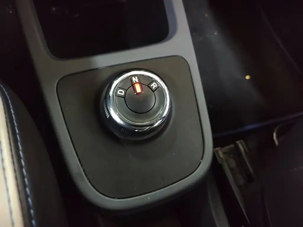 Renault City K-ZE — миниатюра 14