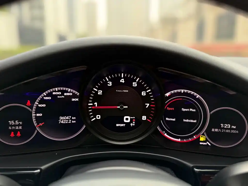 Porsche Panamera — миниатюра 16