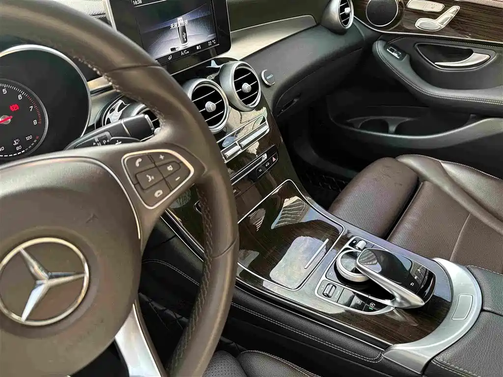 Mercedes-Benz GLC — миниатюра 13