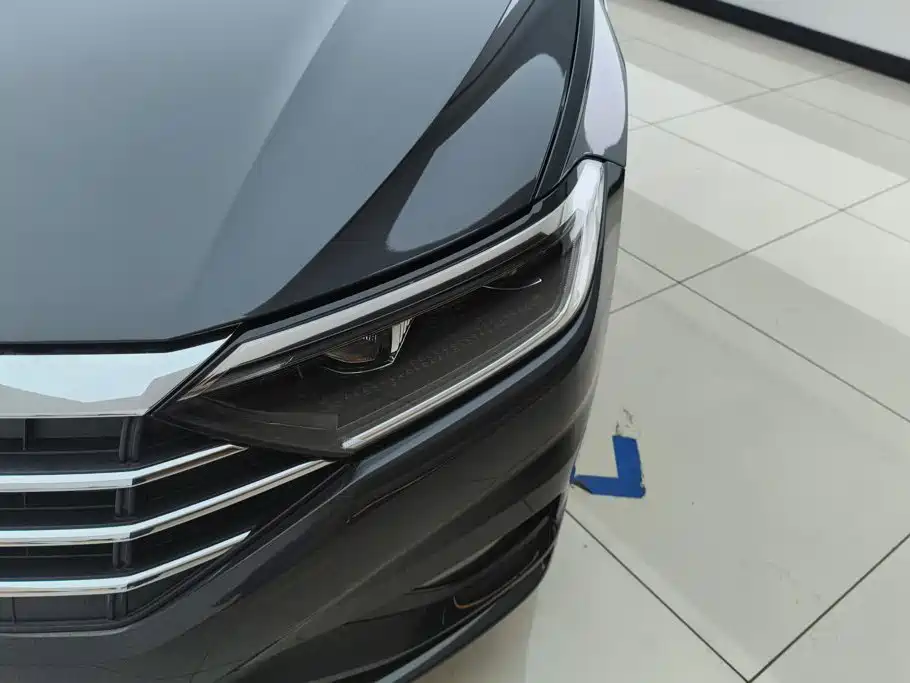 Volkswagen Sagitar — миниатюра 5