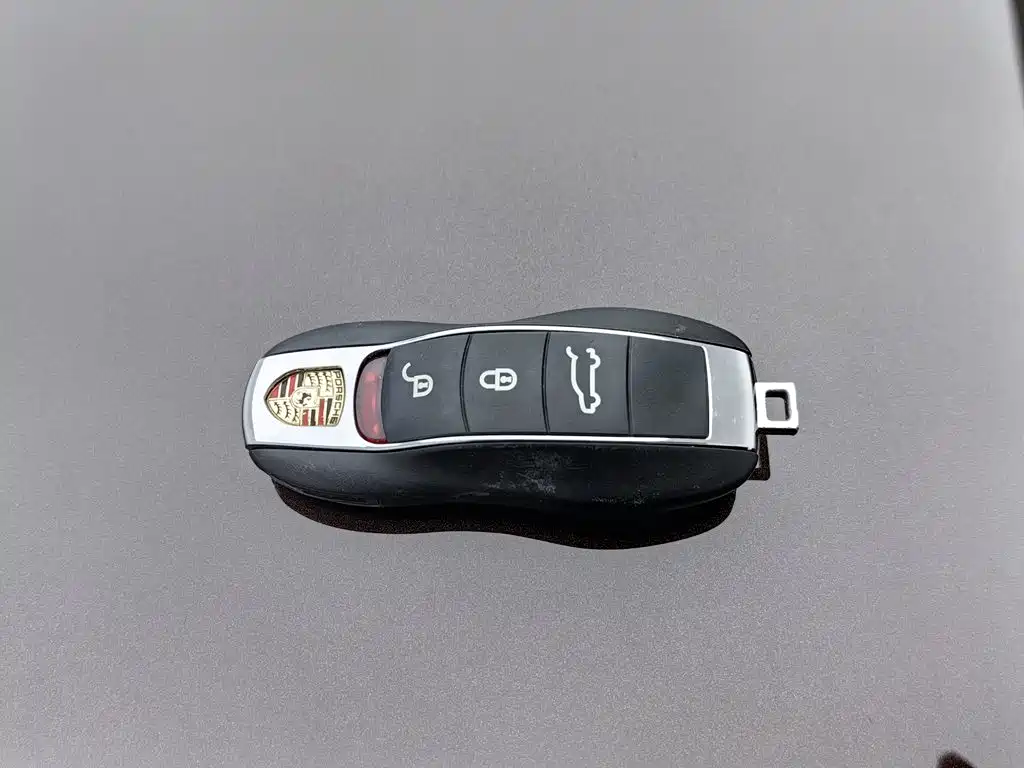 Porsche Macan — миниатюра 19