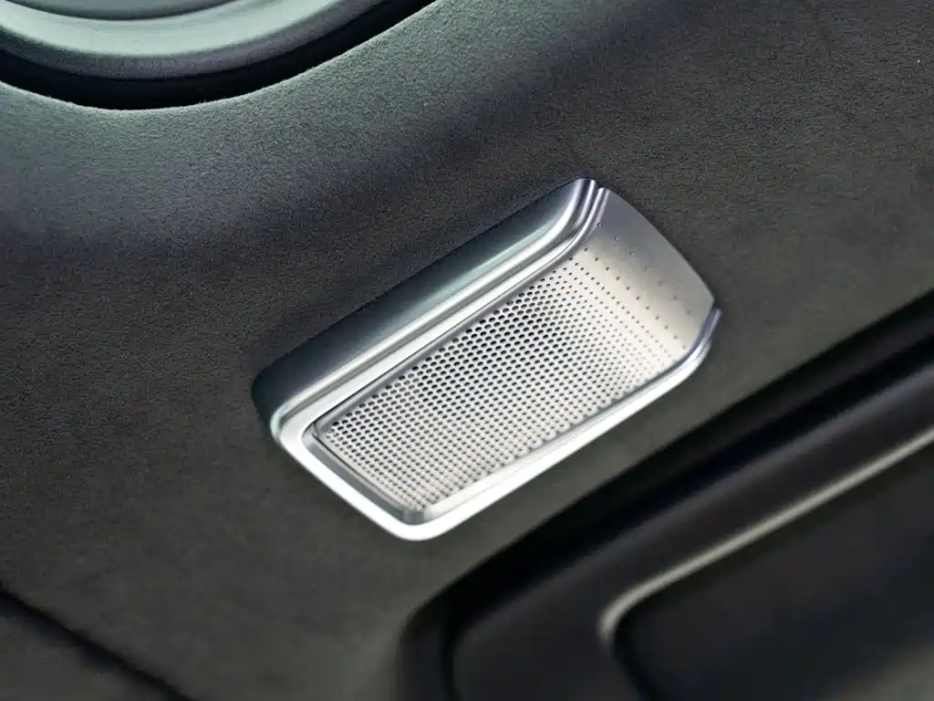 Cadillac Escalade — миниатюра 26