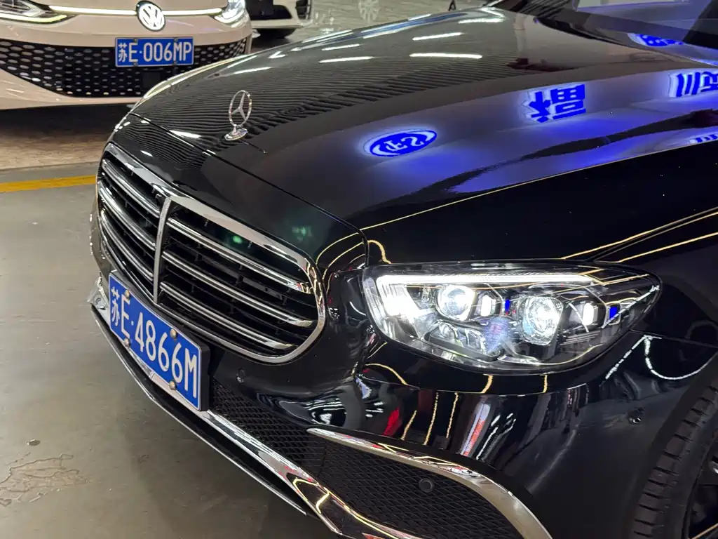 Mercedes-Benz E-Class — миниатюра 8