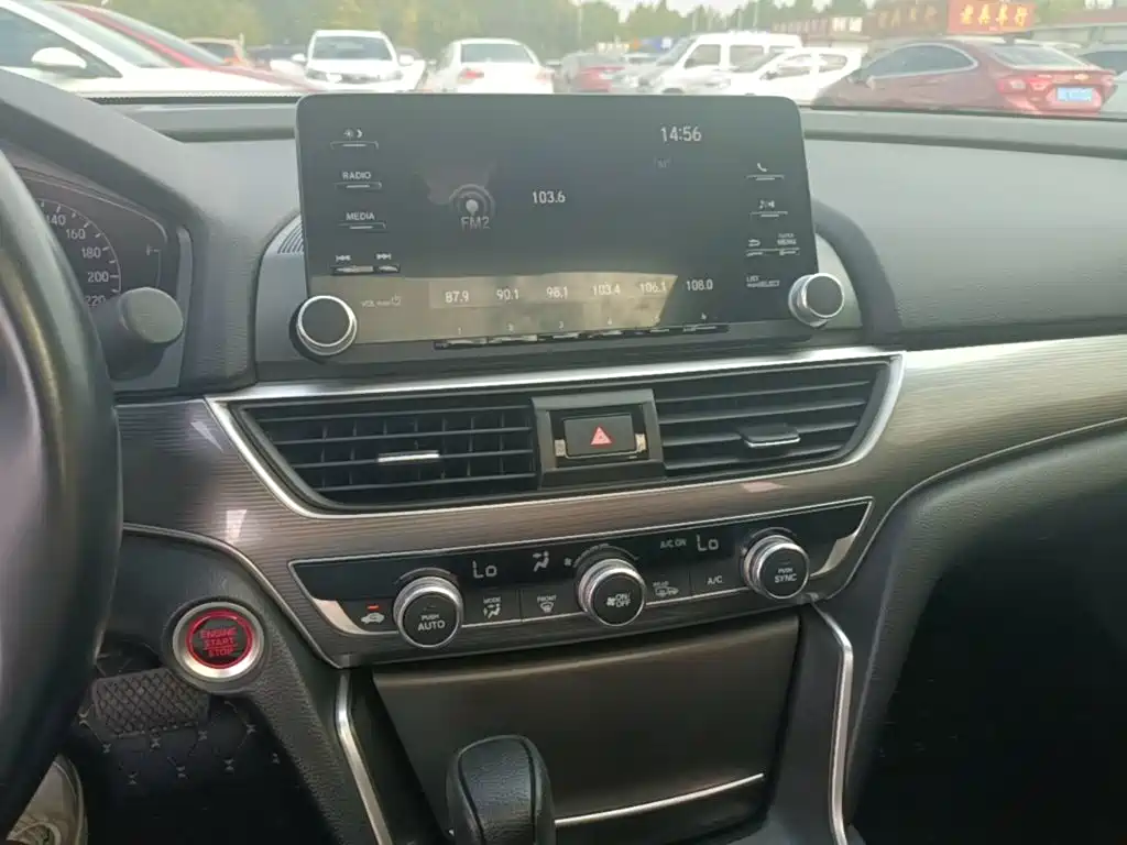 Honda Accord — миниатюра 9
