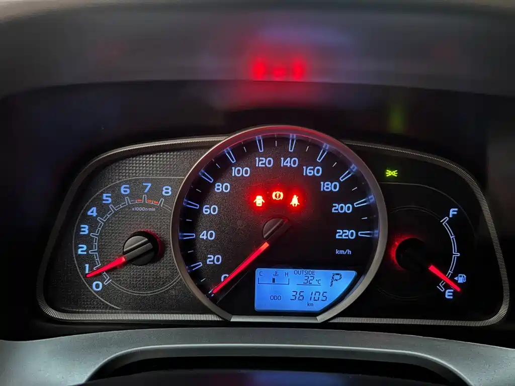 Toyota RAV4 — миниатюра 6