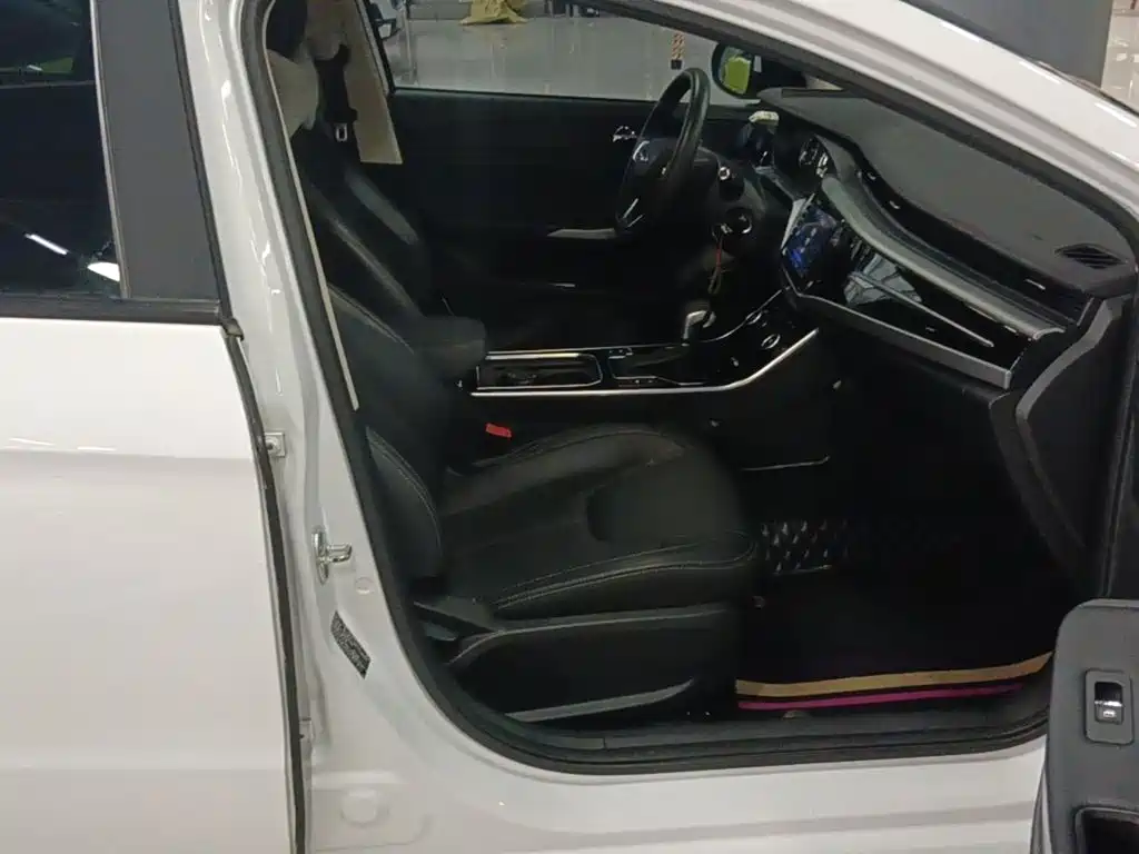 Chery Arrizo 5 — миниатюра 25