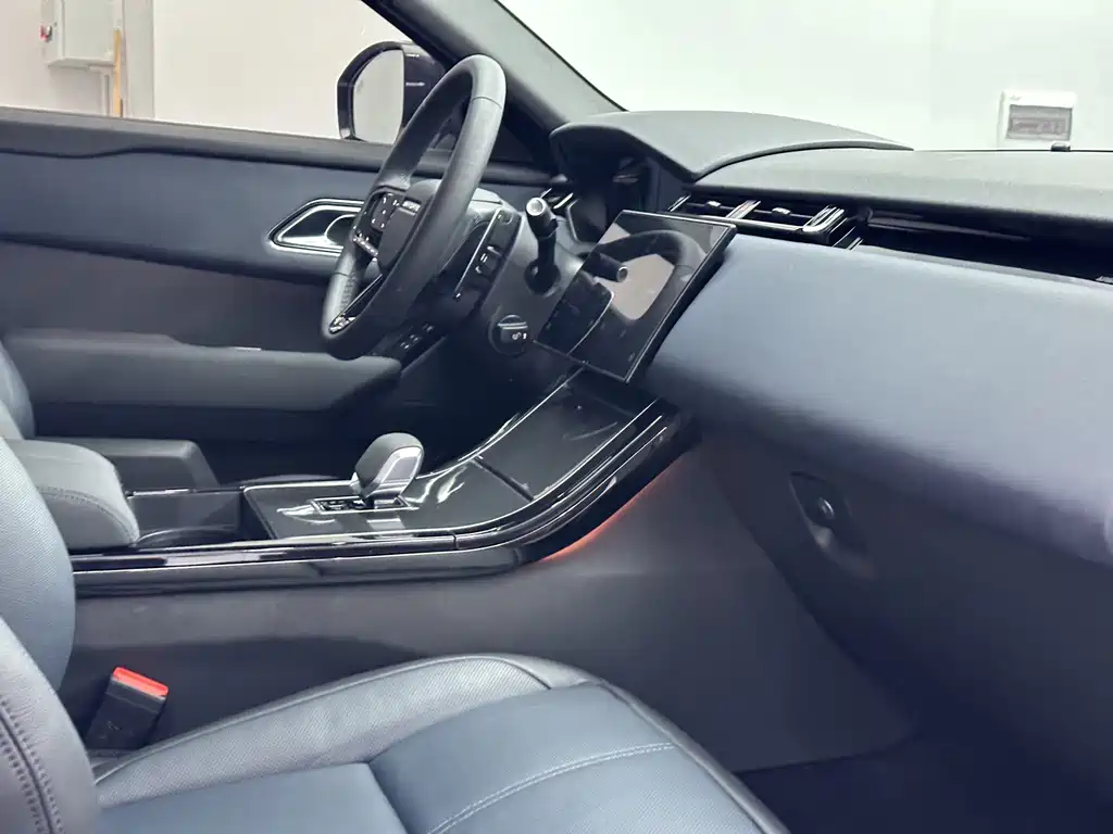 Land Rover Velar — миниатюра 15
