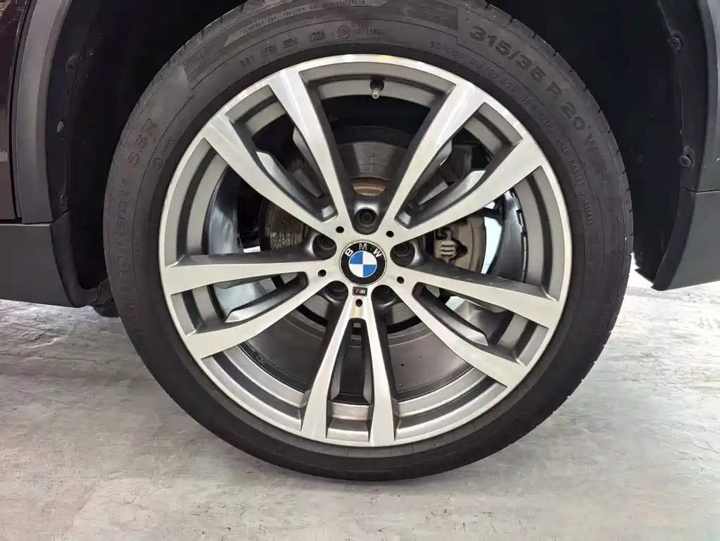 BMW X5 (Import) — миниатюра 7