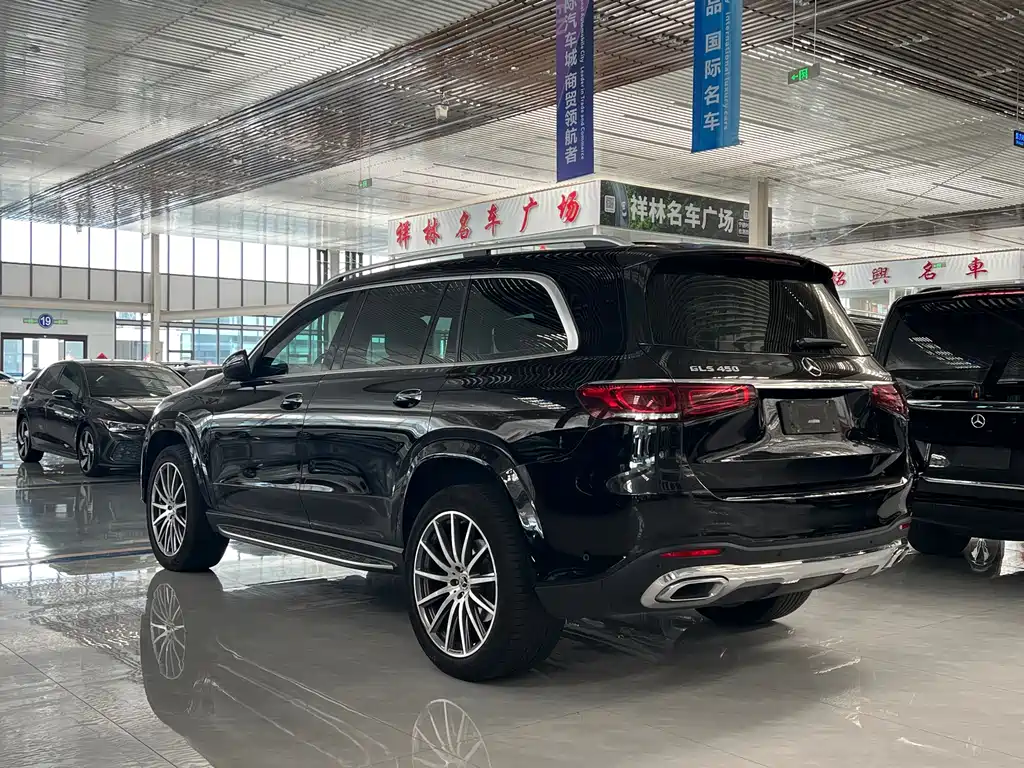 Mercedes-Benz GLS — миниатюра 7