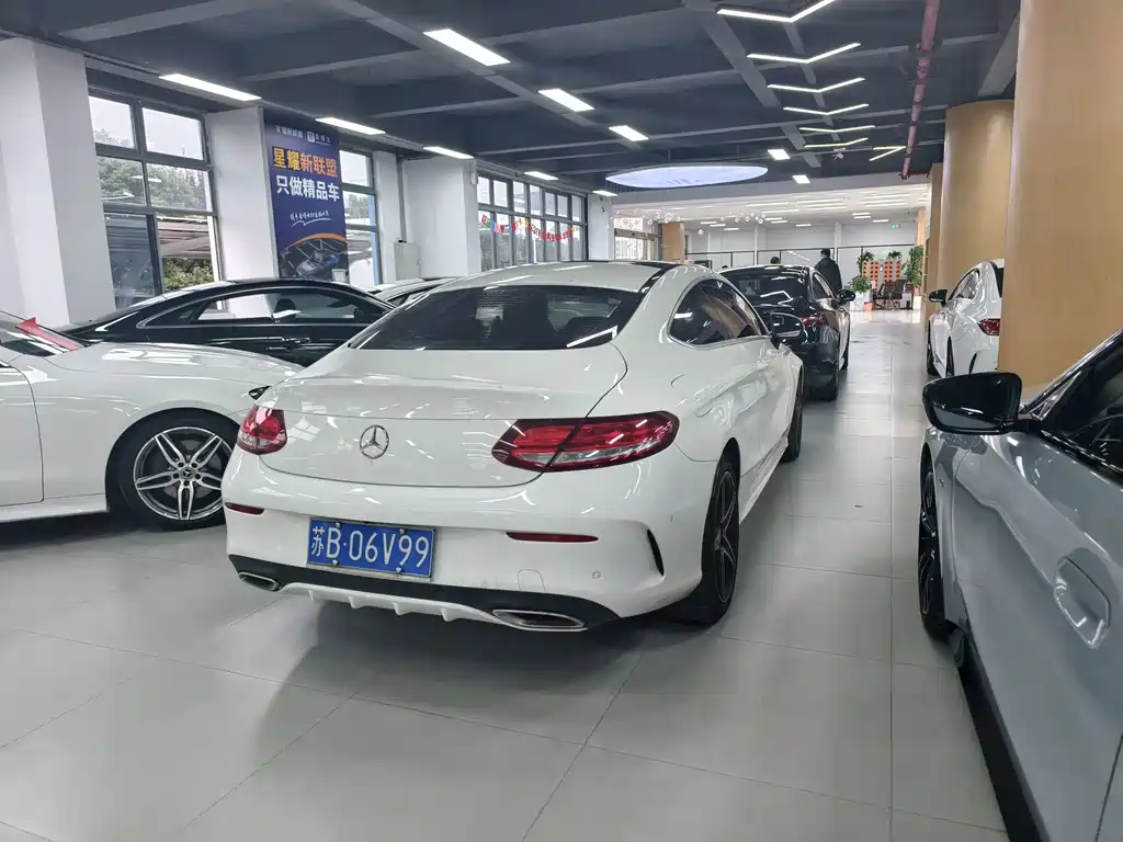 Mercedes-Benz C-Class (Import) — миниатюра 7