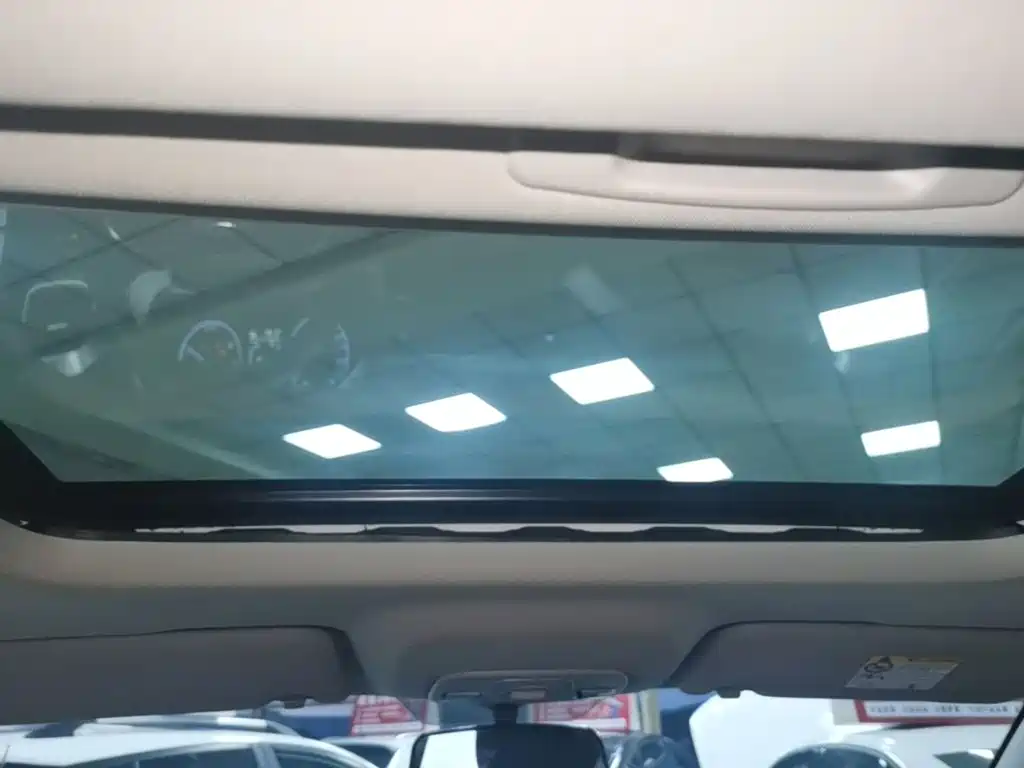 Geely Binyue — миниатюра 18