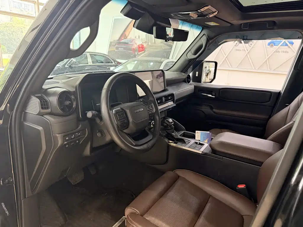 Toyota Prado — миниатюра 2