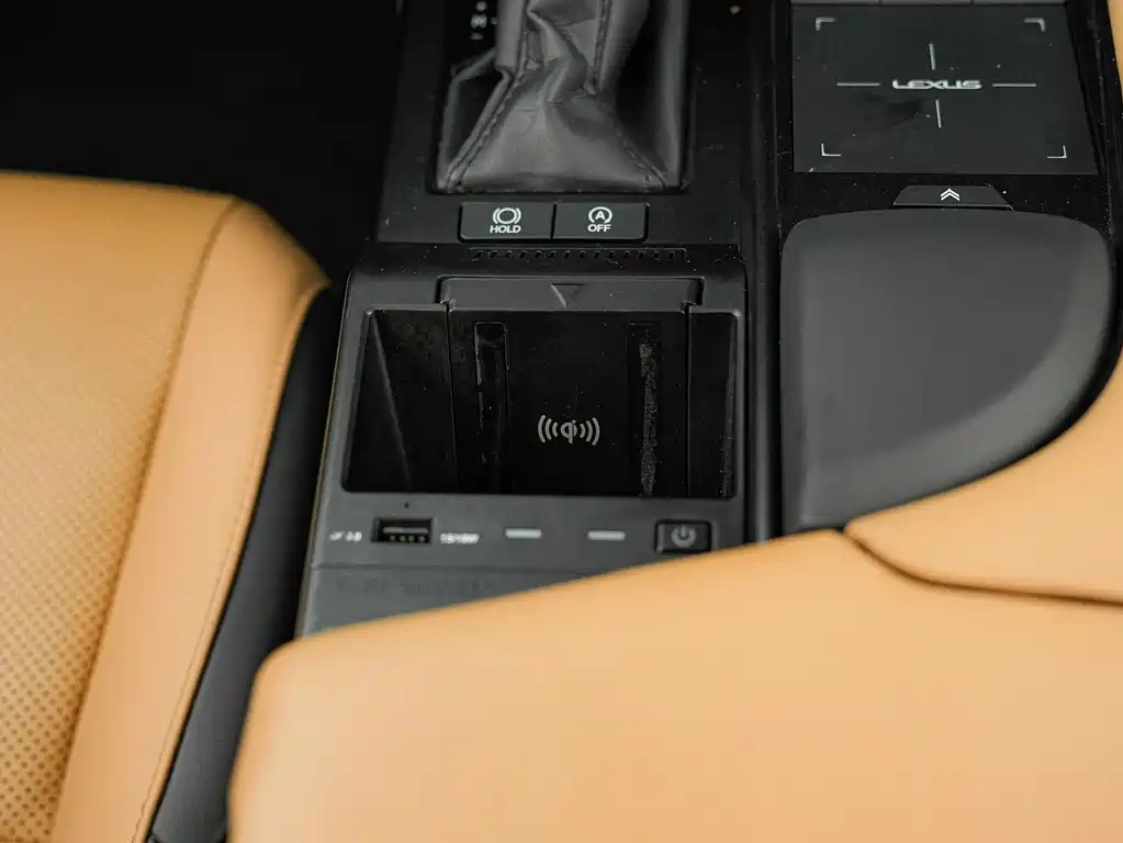Lexus ES — миниатюра 20