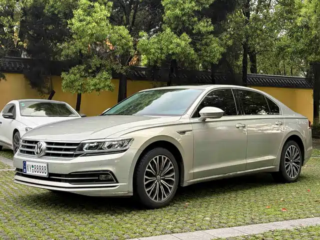 Volkswagen Phideon