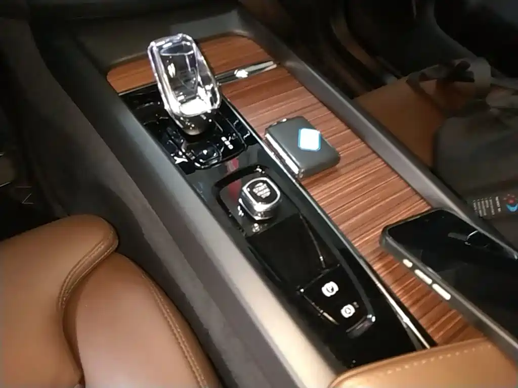 Volvo XC60 — миниатюра 14