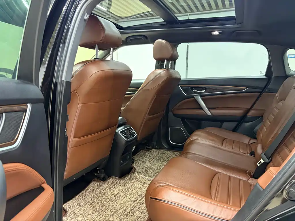 Honda UR-V 2017 370TURBO Luxury V