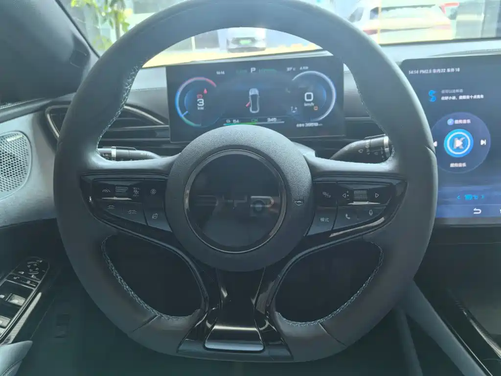 BYD Seal — миниатюра 9
