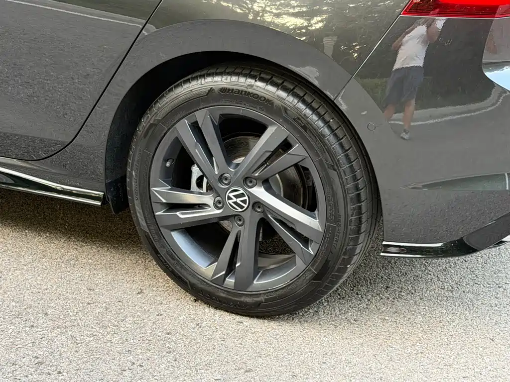Volkswagen Golf — миниатюра 19