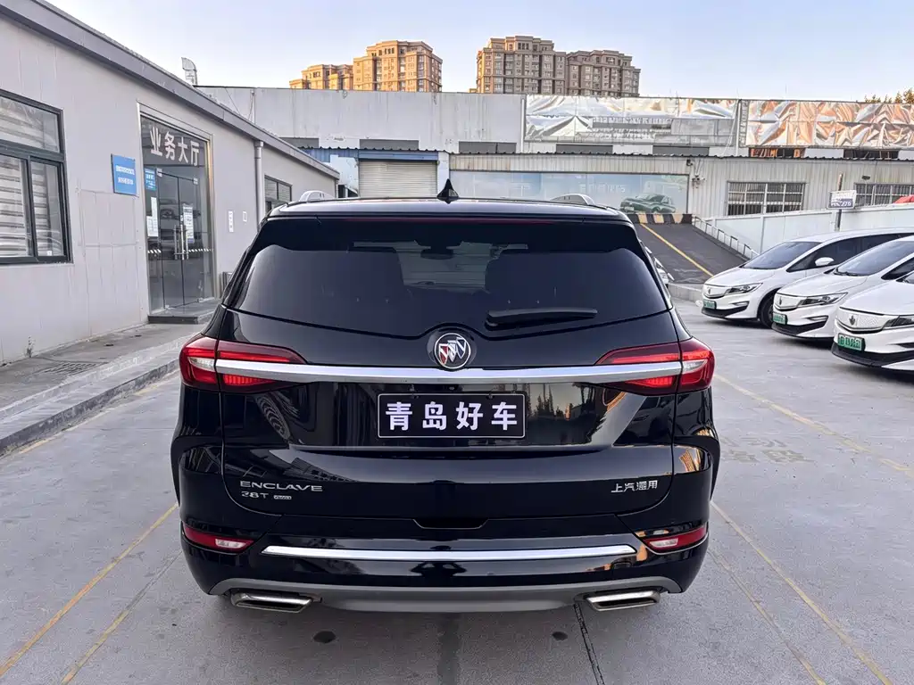 Buick Enclave — миниатюра 8